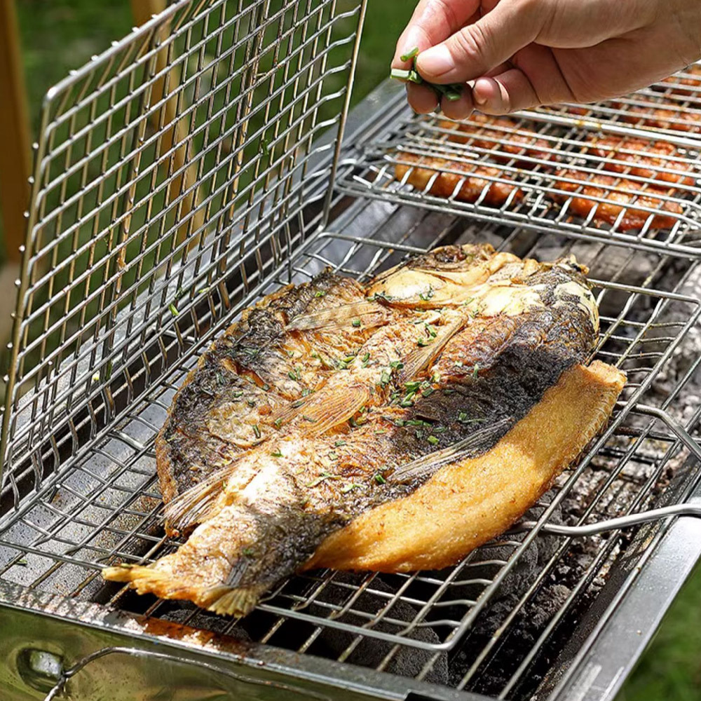 Weber Fish Holder For Grill Weber® Fish Basket Small (6470) BBQ World